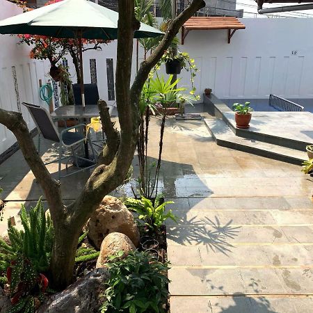 Villa Rumah Ibu Dago Bandung Extérieur photo