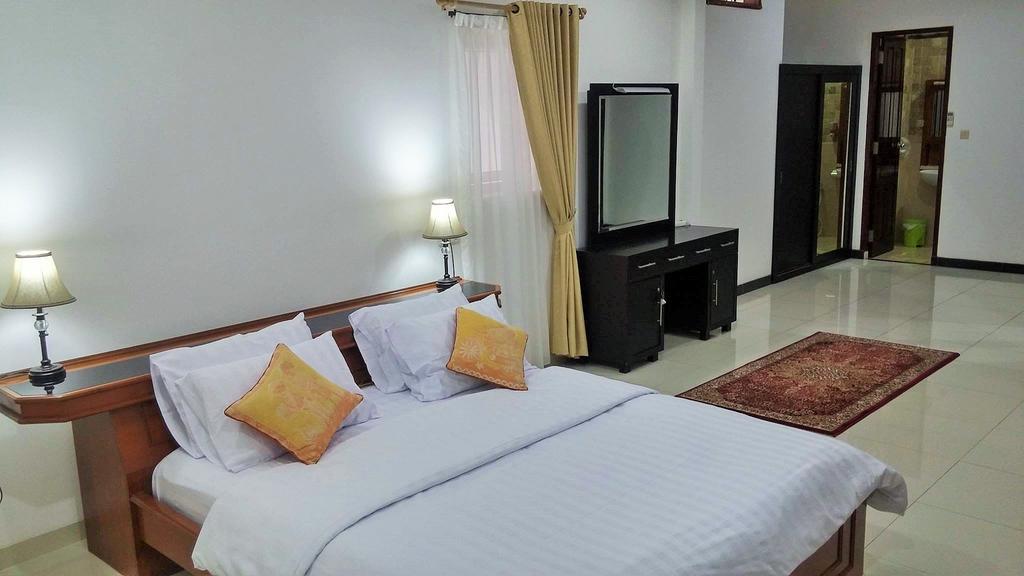 Villa Rumah Ibu Dago Bandung Extérieur photo