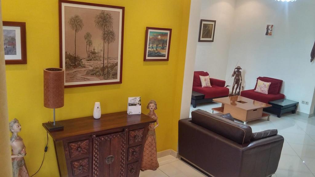 Villa Rumah Ibu Dago Bandung Extérieur photo